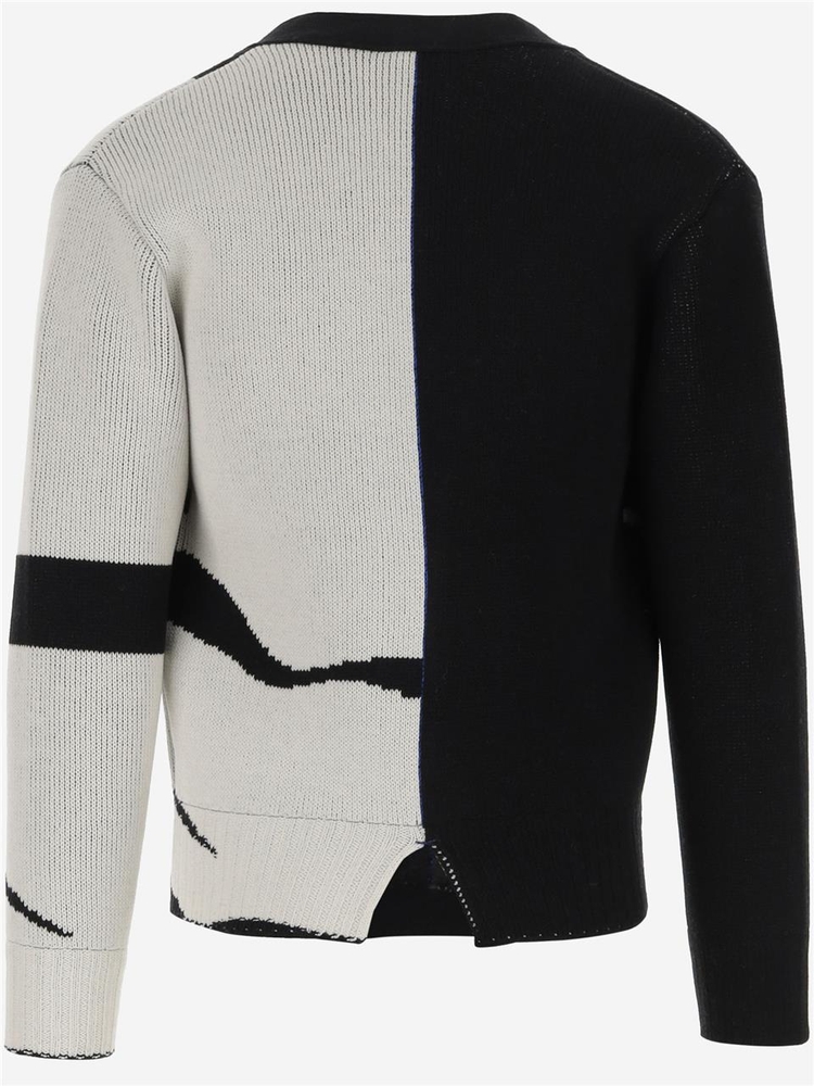 버버리 FW24 Burberry Sweaters 8095195C1268 Black/Chalk