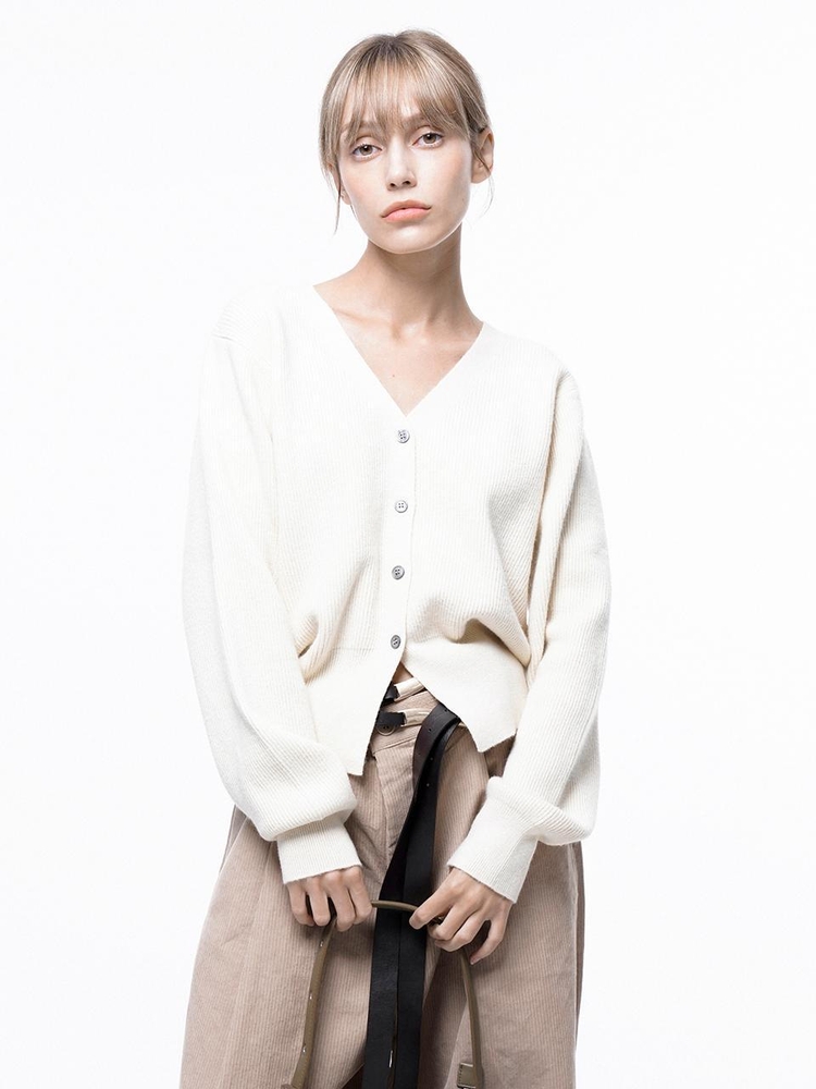 Soft Crop Knit Cardigan - Ivory /W243TP04IV