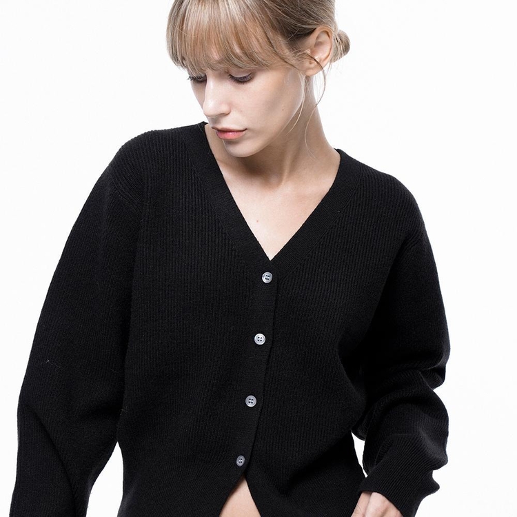 Soft Crop Knit Cardigan - Black /W243TP04BK