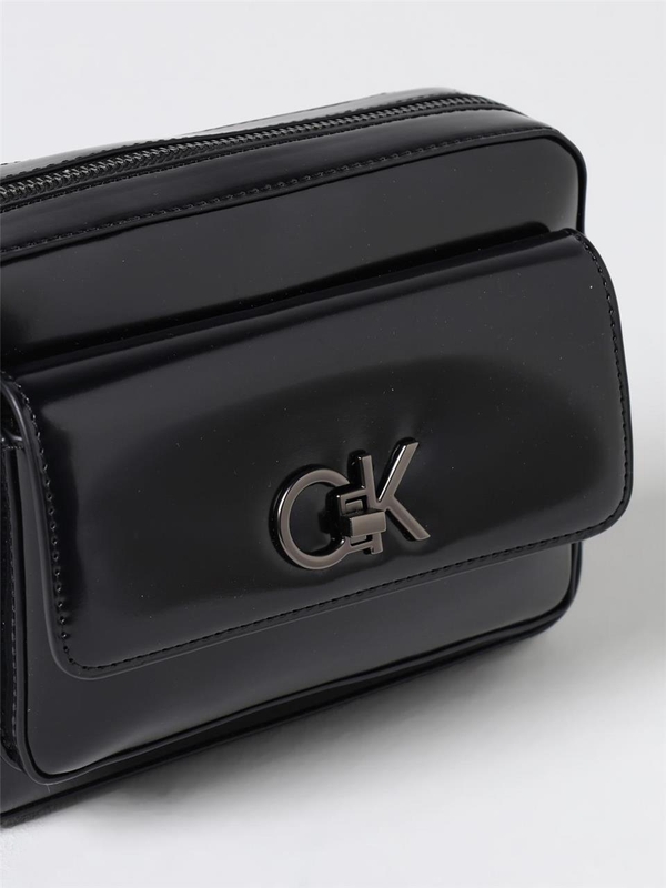 캘빈 클라인 FW24 Calvin Klein Patent Leather Shoulder Bag K60K612544BEH001 Black