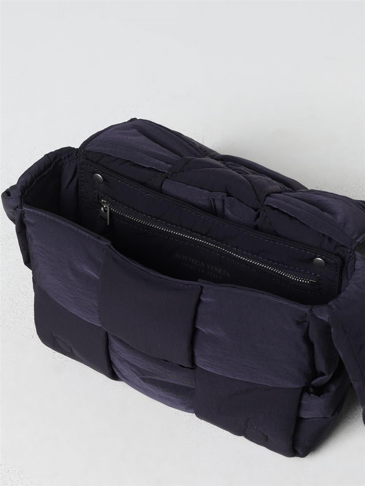 보테가베네타 FW23 Bottega Veneta Tech Cassette Bag in Woven Nylon 755182 VBO81 8838 Navy Blue