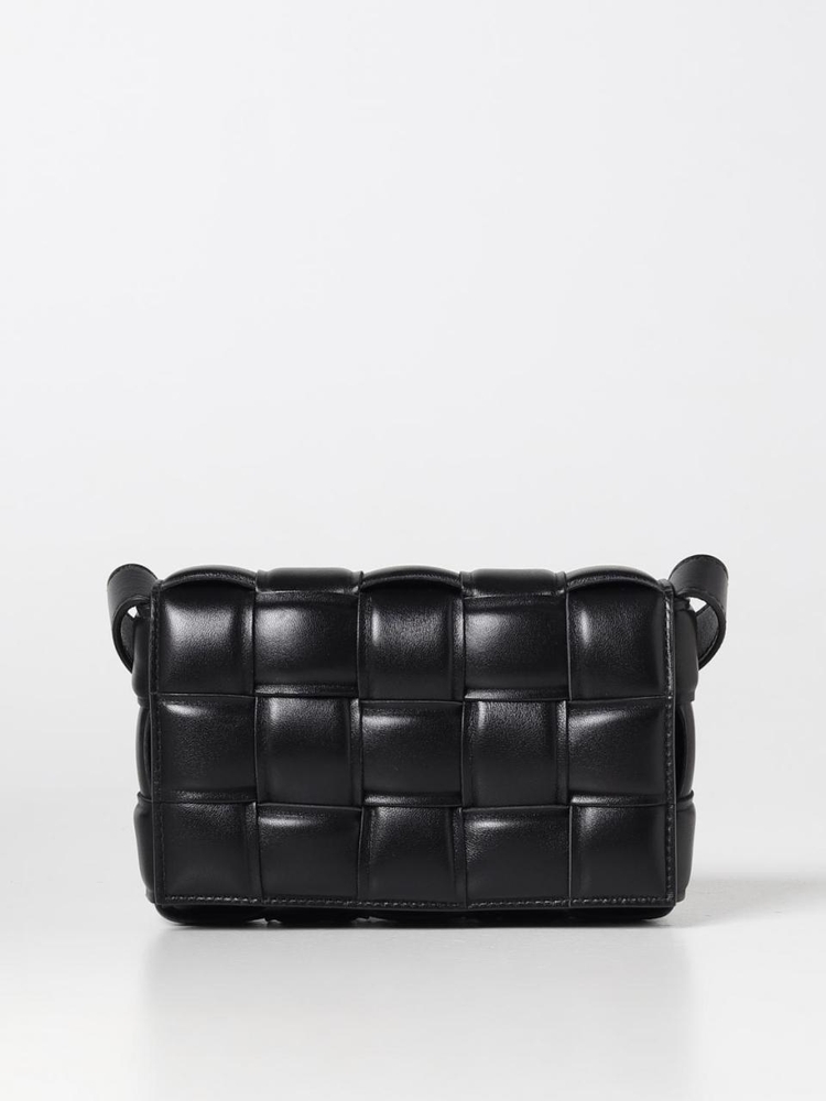 보테가베네타 FW23 Bottega Veneta Padded Cassette Bag in Woven Leather 717506VCQR1 8425 Black