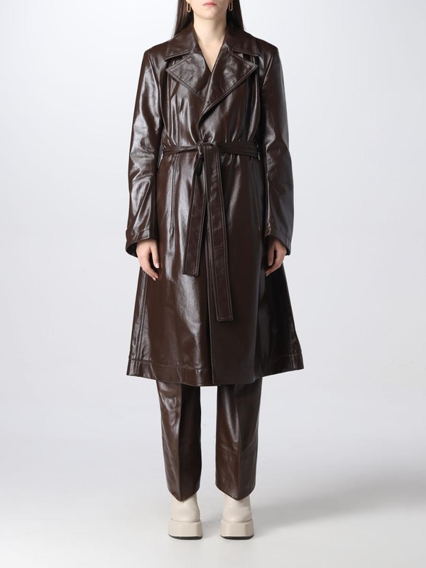 보테가베네타 FW22 Bottega Veneta Coat in Shiny Leather 713813VKLC0 2164 Brown