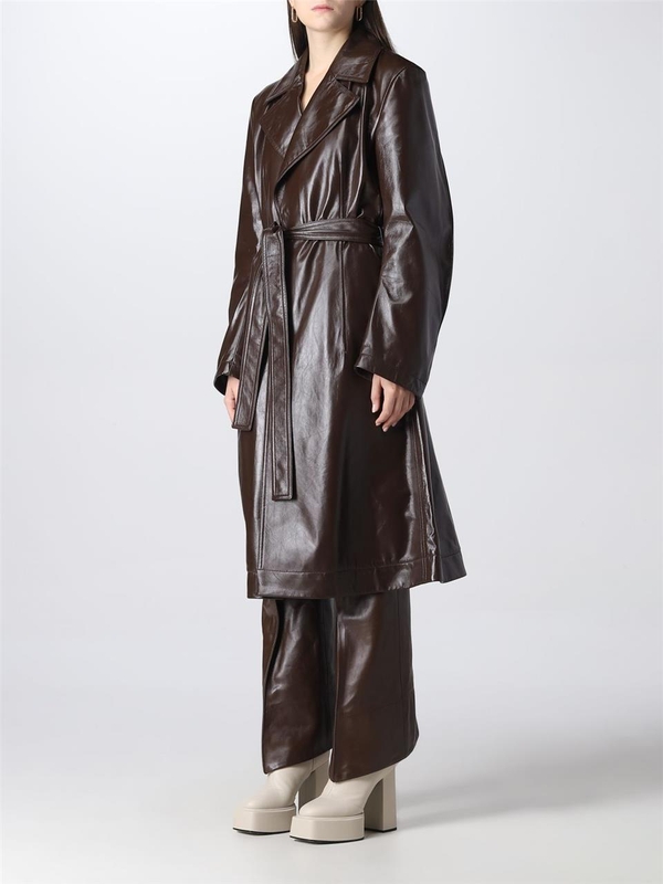 보테가베네타 FW22 Bottega Veneta Coat in Shiny Leather 713813VKLC0 2164 Brown