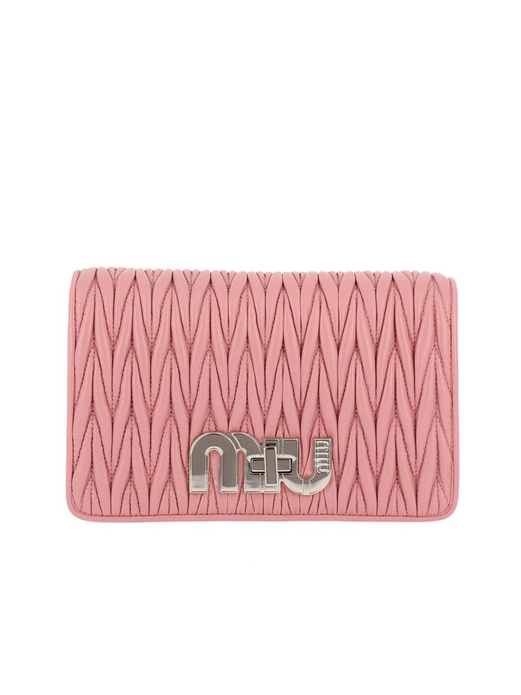 미우미우 SS18 Mini Delice pouch in quilted genuine leather with chain strap 5BF069 N88 F0028 Pink