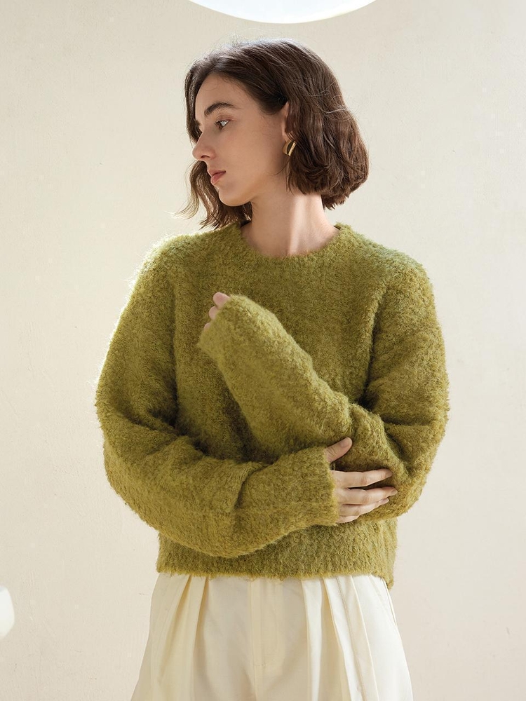 YY_Cozy green knit top