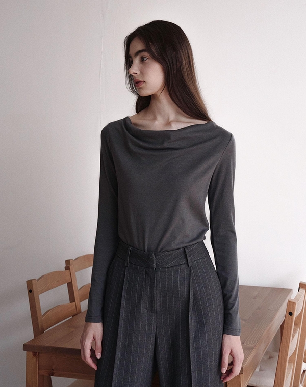 어텀 드레이프 셔링티 차콜 AUTUMN DRAPE SHIRRING TEE  CHARCOAL