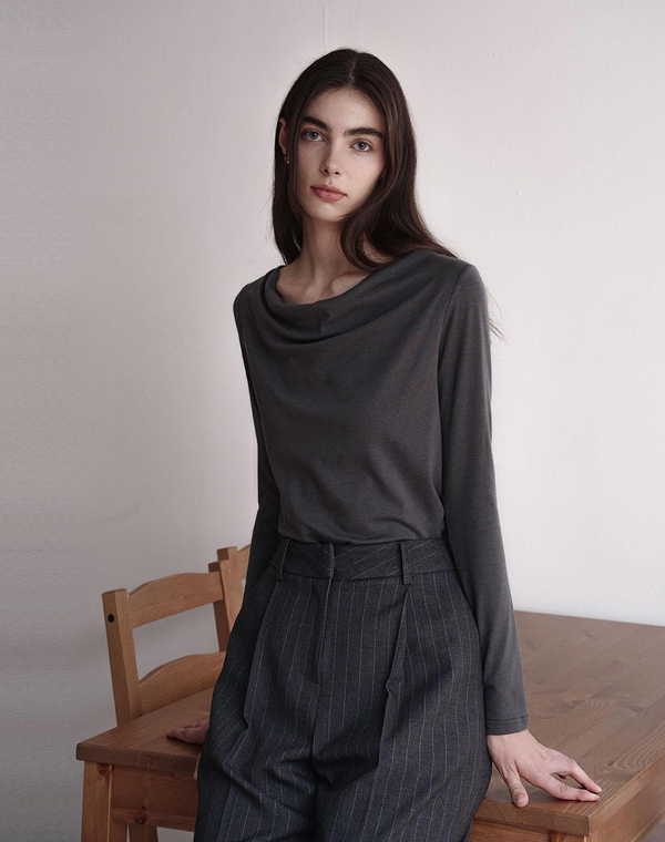 어텀 드레이프 셔링티 차콜 AUTUMN DRAPE SHIRRING TEE  CHARCOAL