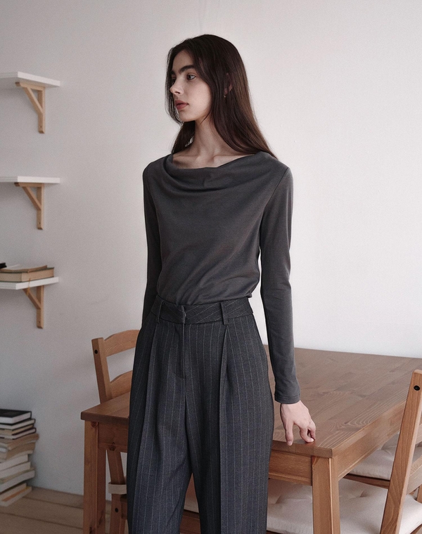 어텀 드레이프 셔링티 차콜 AUTUMN DRAPE SHIRRING TEE  CHARCOAL