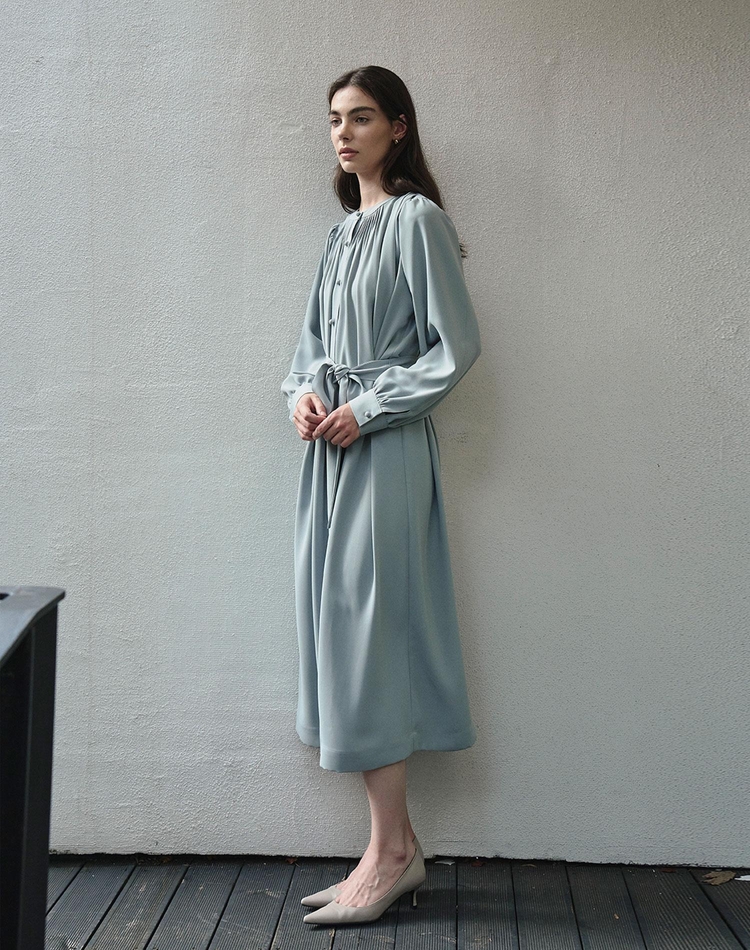 라운드 넥 롱 드레스 그린  ROUND NECK LONG DRESS GREEN