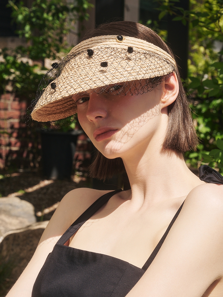 Dot Lace Raffia Sun Visor