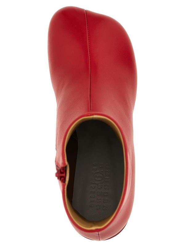 MM6 메종 마르지엘라 FW24 Stitch-out leather ankle boots S59WU0235P3628T4032 Red