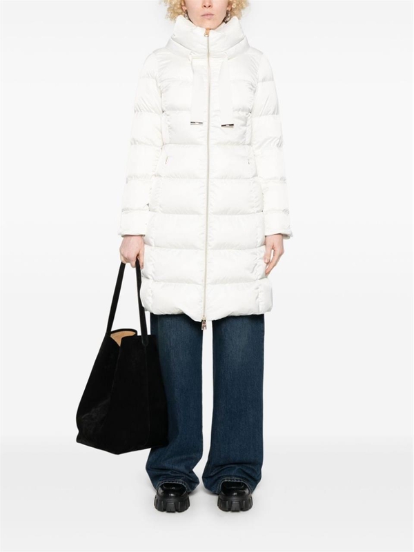 에르노 FW24 Herno Coats White PI001945D12170Z1000 White