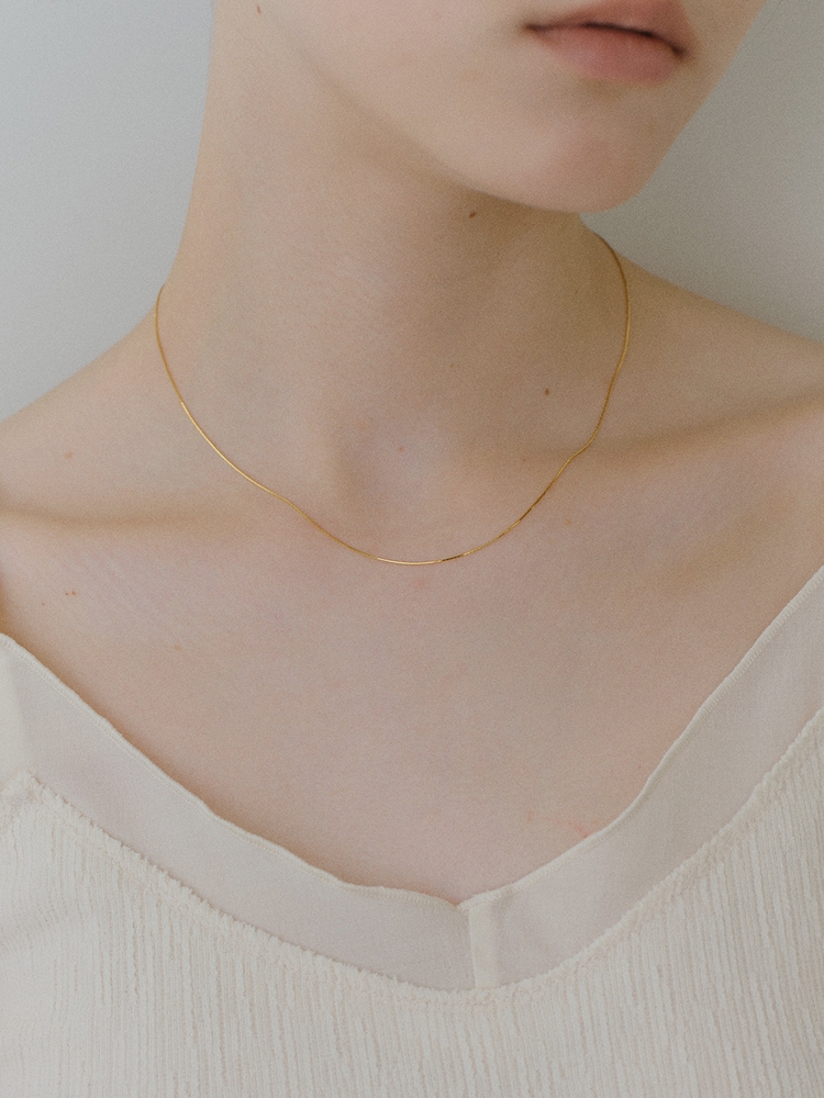 [White gold] Silky Line Necklace