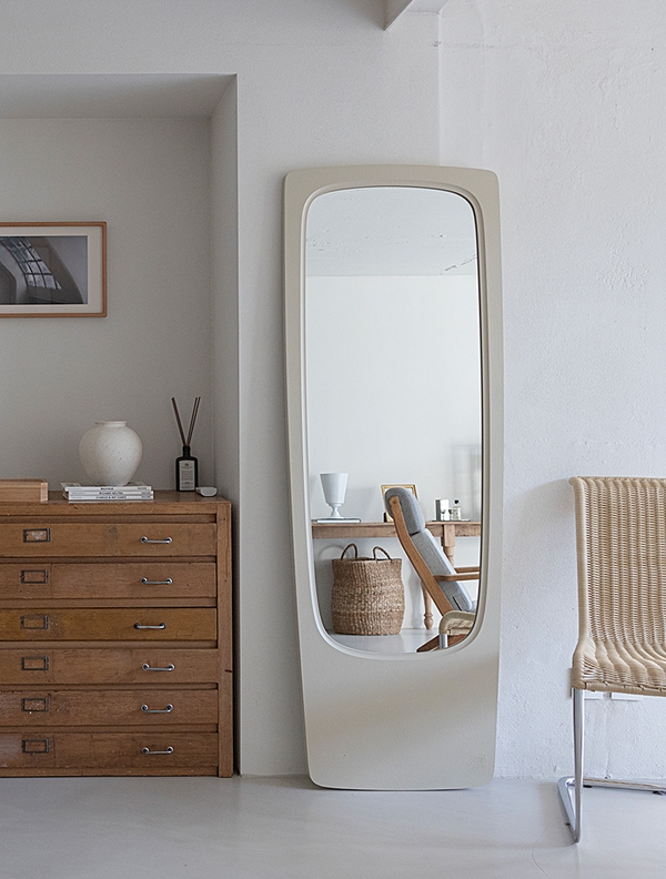 Edge Mirror-Beige (Large)