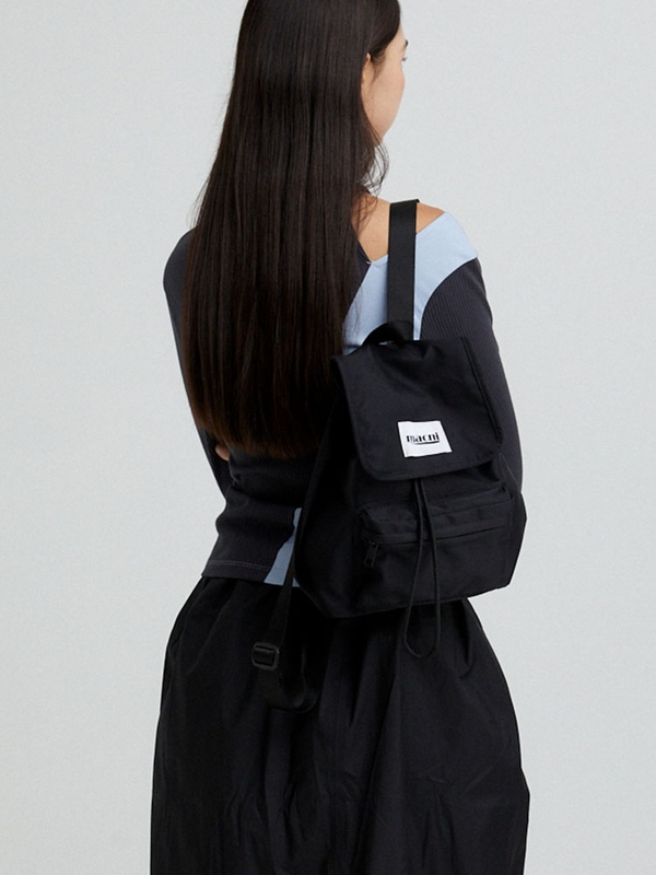 FLAP STRING MINI BACKPACK_BLACK