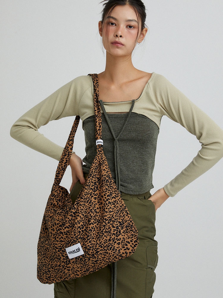 [11/22 예약배송] LEOPARD CORDUROY ECO CROSS BAG_BROWN