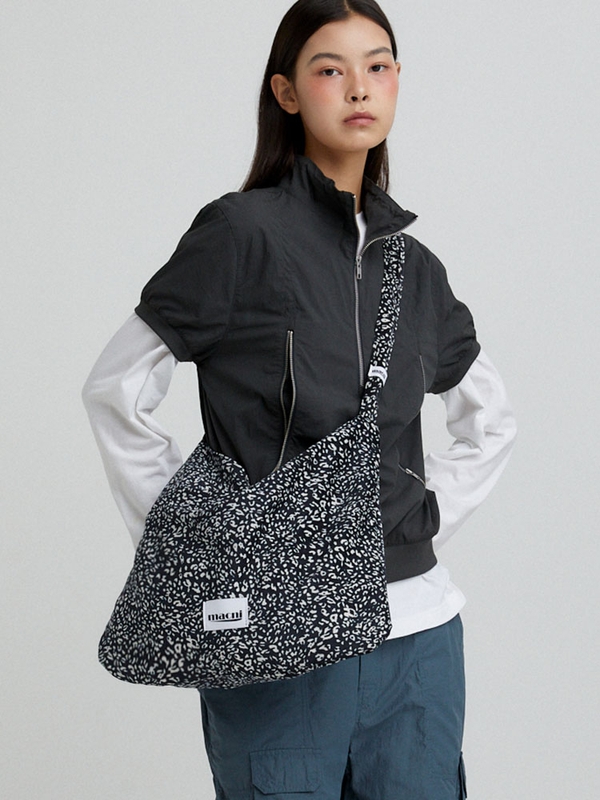 LEOPARD CORDUROY ECO CROSS BAG_BLACK