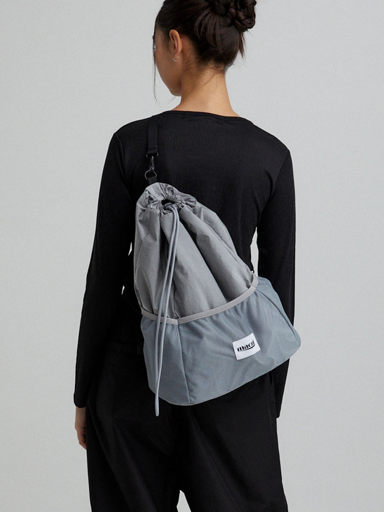 DRAWSTRING MESH BACKPACK_GREY