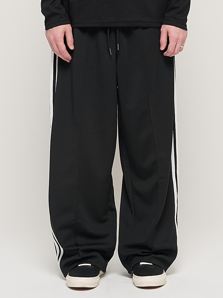 SIDE LINE TRACK TRAINING PANTS (BLACK)