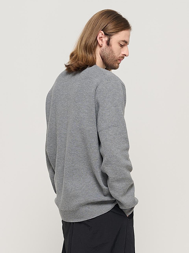 CASH HENLEY NECK SEMI-OVER SOFT KNIT (GRAY)