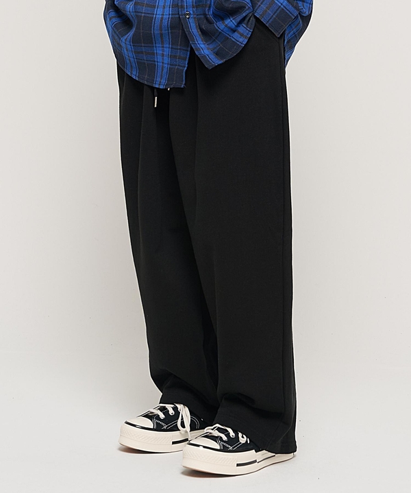 HIP POINT INCISION WIDE BALLOON PANTS (BLACK)