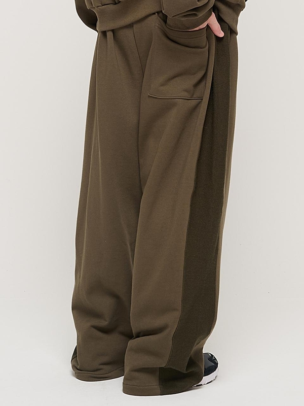 Y2K STYLE BASIC OVERSIZED SWEAT PANTS (KHAKI)