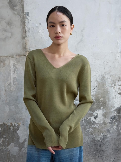 V-neck Knit Top Olive