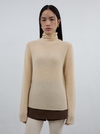 Mohair Turtleneck Sweater Vanila