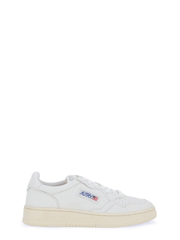 오트리 SS24 MEDALIST LOW SNEAKERS AULW_GG04 WHITE