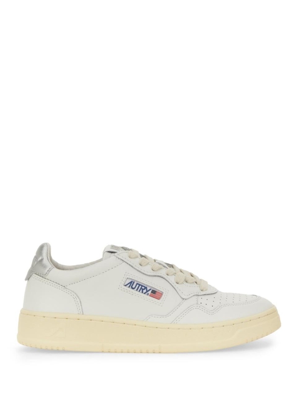 오트리 FW24 MEDALIST LOW SNEAKERS AULW_LL05 WHITE