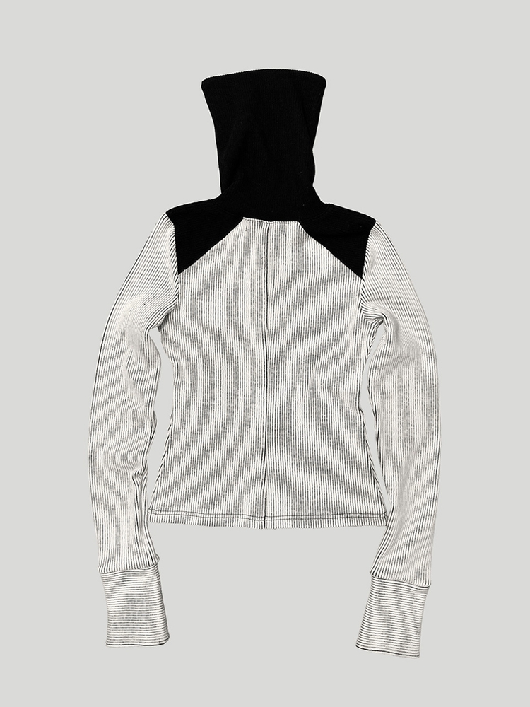 HIGH-NECK ZIP-UP: OFF-WHITE