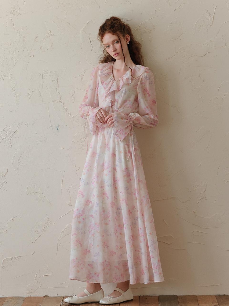 11/27예약배송_DD_Ruffle bell sleeve floral dress