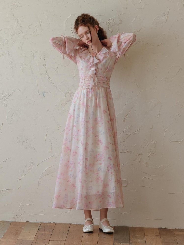 11/27예약배송_DD_Ruffle bell sleeve floral dress