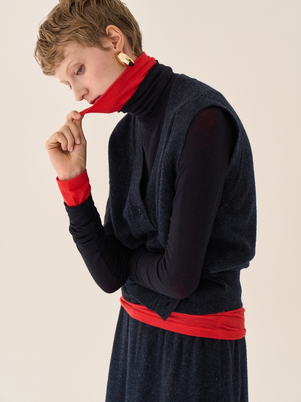 wool turtleneck top _ red