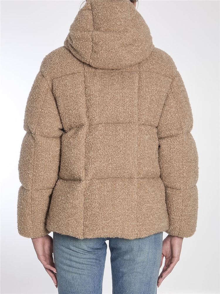 몽클레르 FW24 Paranas short down jacket 1A00163_89AQQ_26B BEIGE