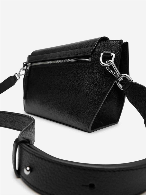 자크뮈스 FW24 Capri Messenger Shoulder Bag 246BA378-3206 One Color