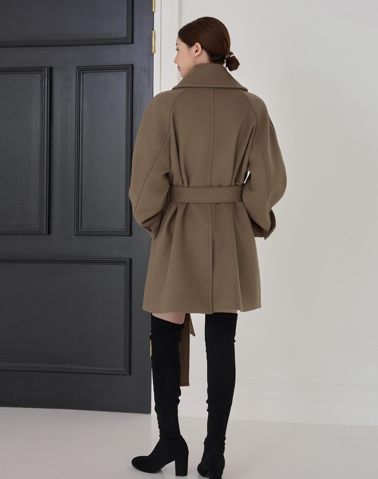 WIDE COLLAR WOOL HALF COAT COCOA 와이드 카라 울 하프 코트 코코아