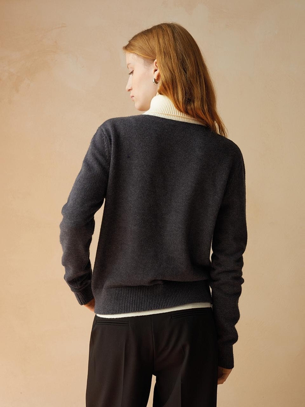 BA_Contrast fake two-piece knit sweater