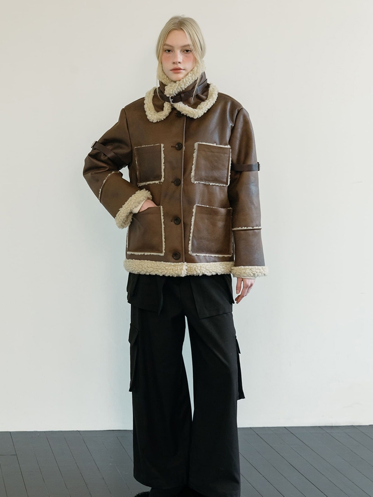 BELTED POCKET MUSTANG JACKET / BROWN