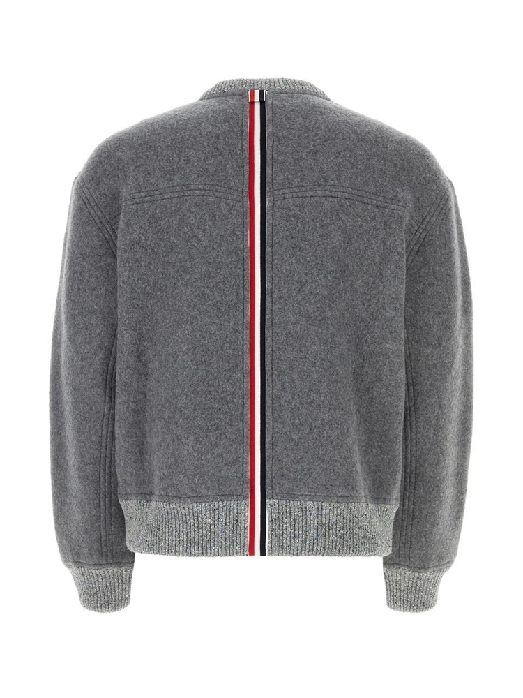 톰 브라운 FW23 THOM BROWNE KNITWEAR MJT410AJ0100 055 LTGREY