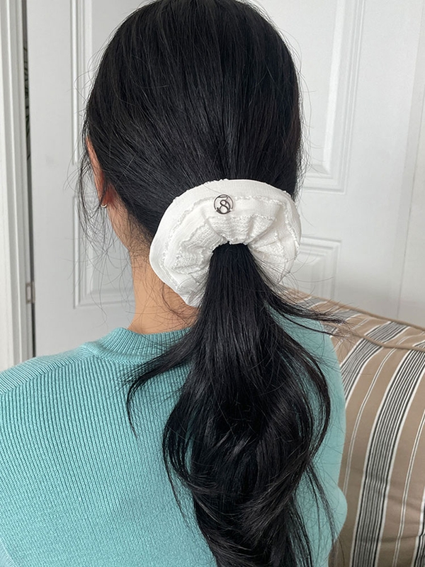 Fringe Symbol Scrunchie (White)