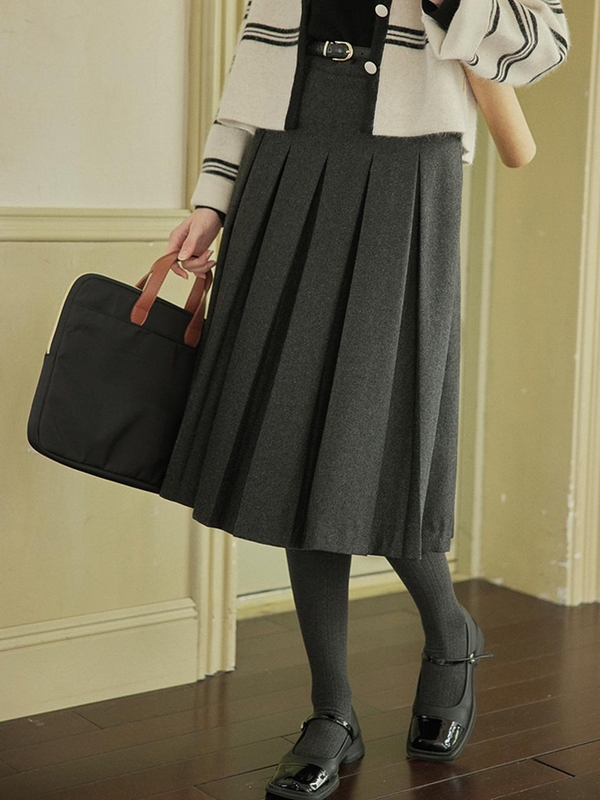 12/04 예약배송_PM_Classic pleated midi skirt