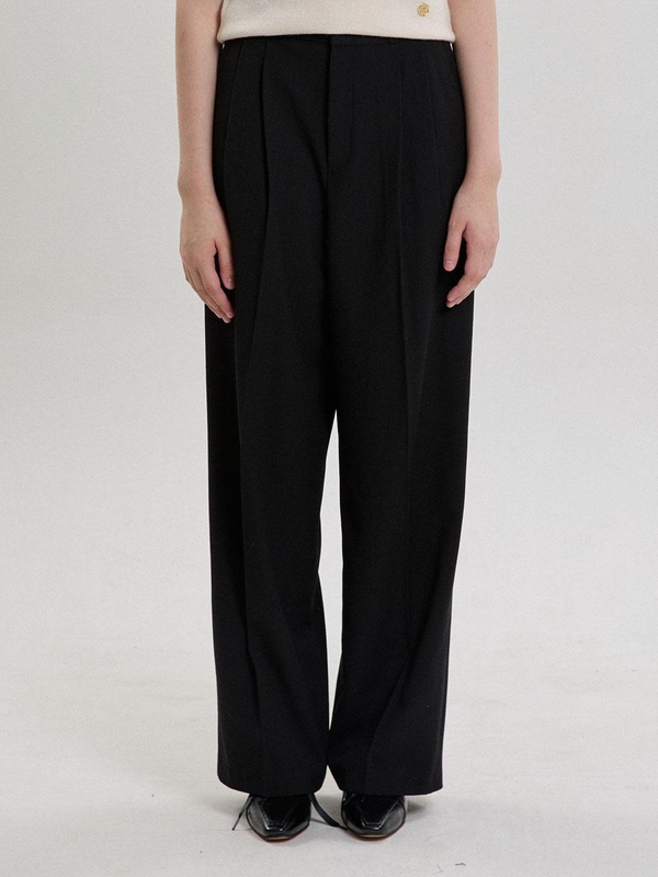 TUCKED LOOSE FIT SLACKS_BLACK