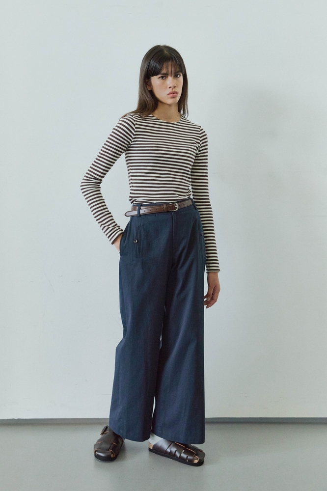 BUTTON POINT COTTON PANTS / NAVY