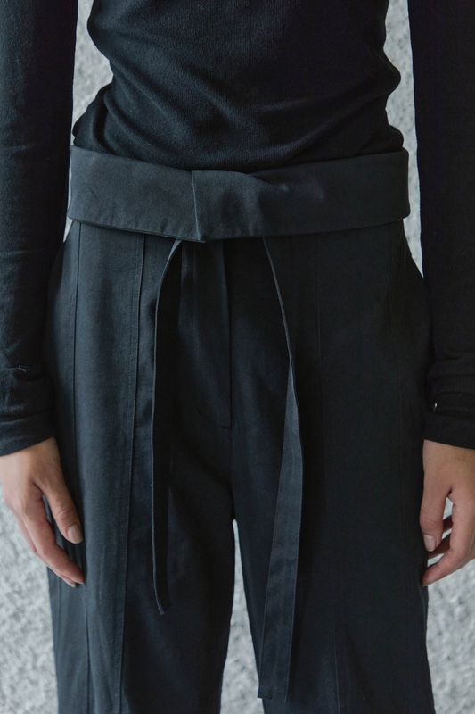 FOLDING WIDE PANTS WITH BELT / BLACK