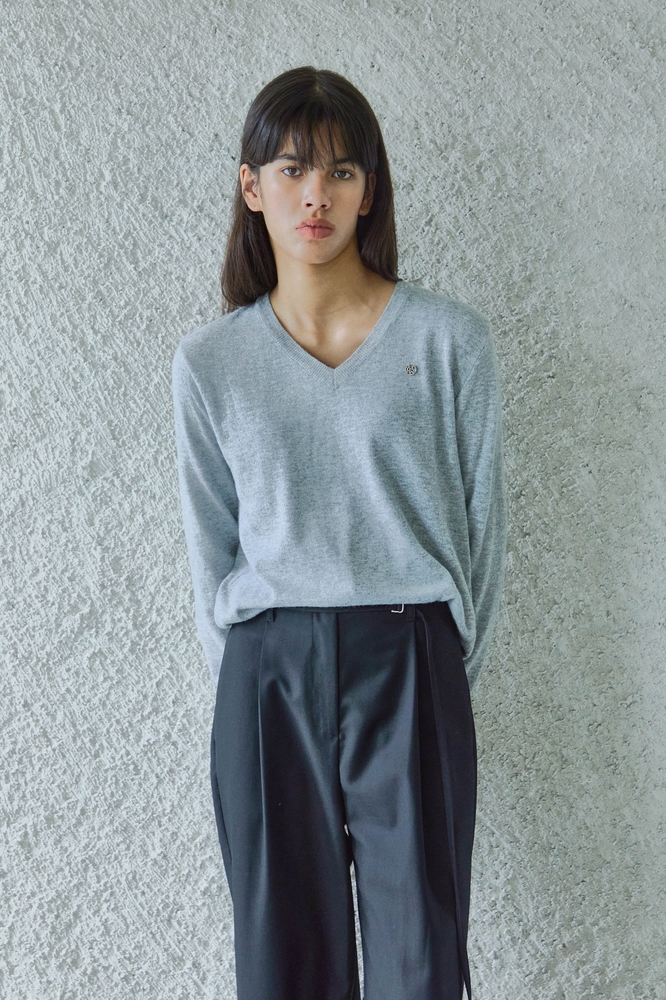 WIDE TUCK BELTED PANTS / CHARCOAL