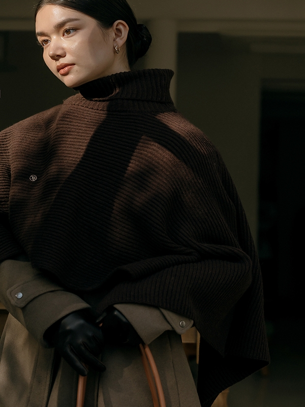 Temp Turtleneck Wool Cape Knitwear _ Brown