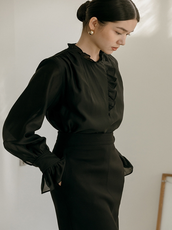 Trimming Frill Blouse _ Black