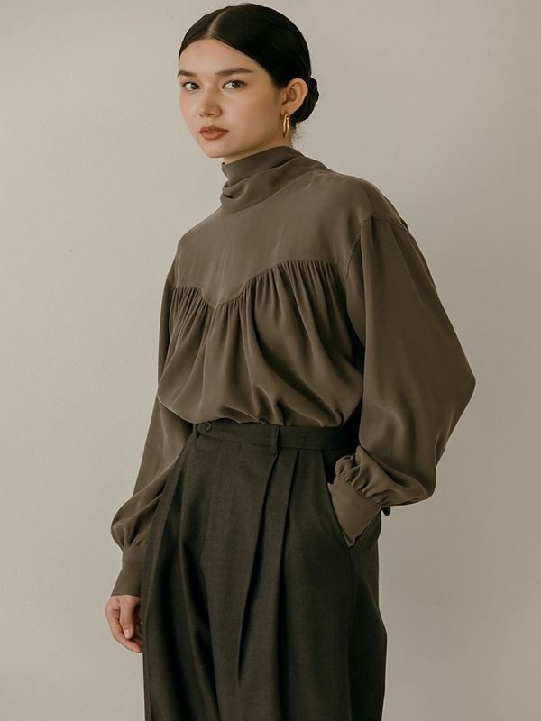 Analeigh Tie Blouse _ Gray